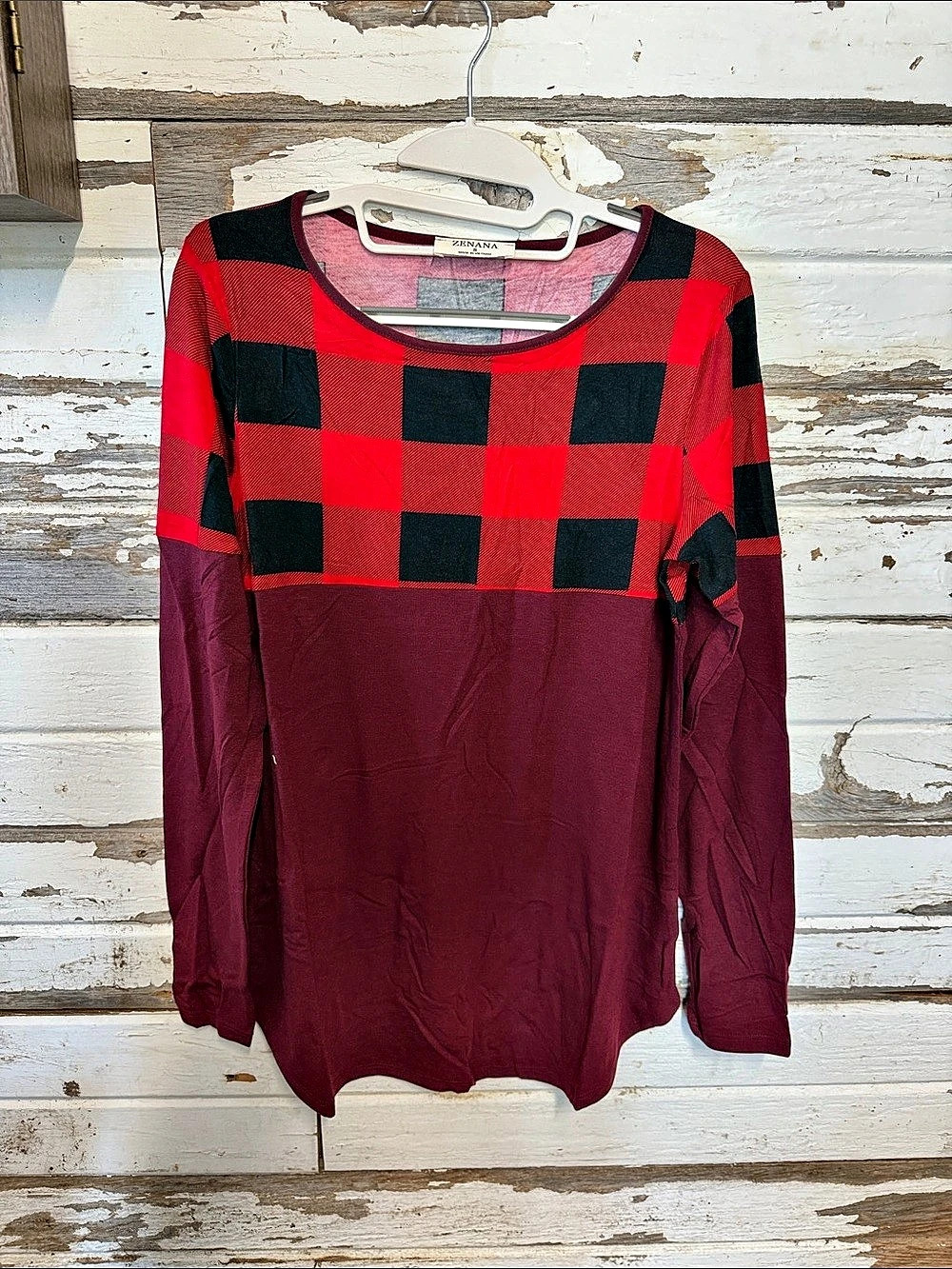 Zenana Buffalo Plaid Color Block Long Sleeve Top Red & Black Small (55